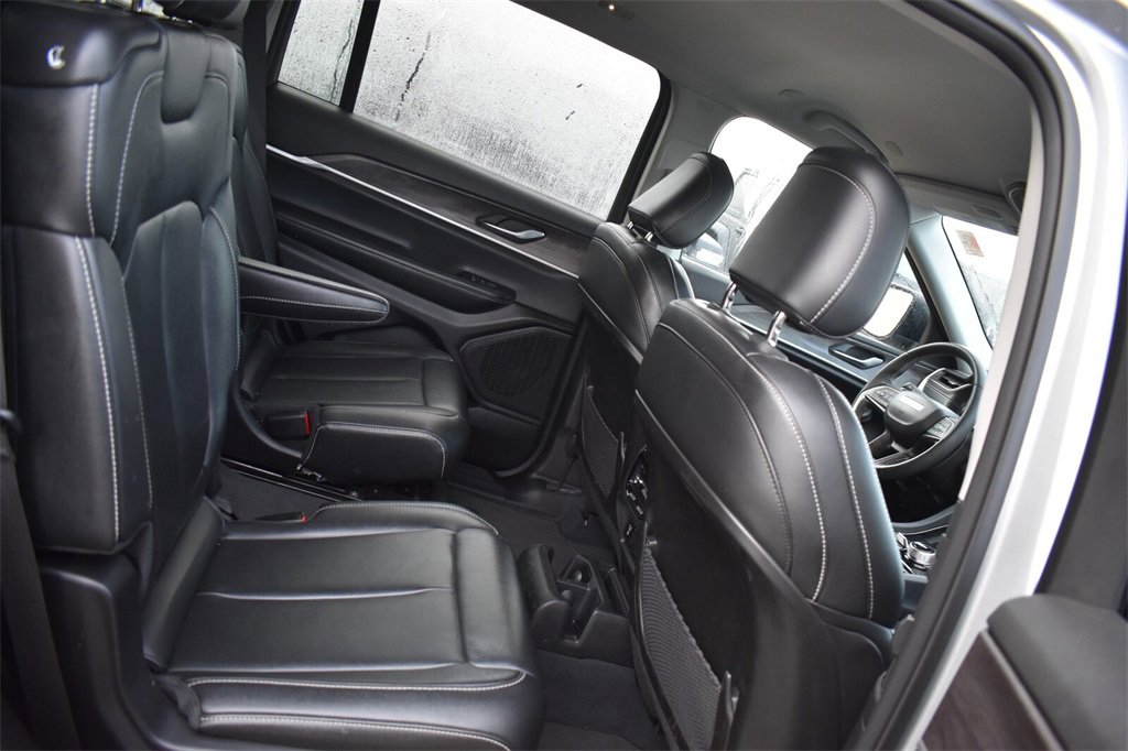 Used 2023 Jeep Grand Cherokee L Limited image 19