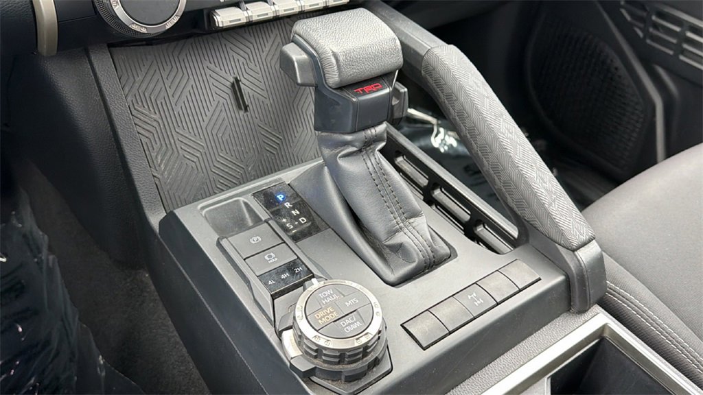 Certified 2024 Toyota Tacoma TRD Off-Road image 30