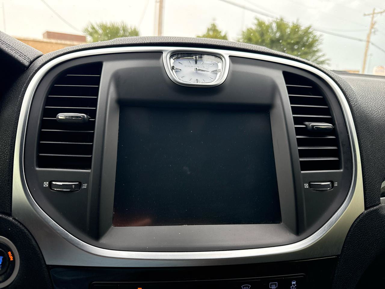 Used 2011 Chrysler 300 C w/ Sound Group RWD image 20