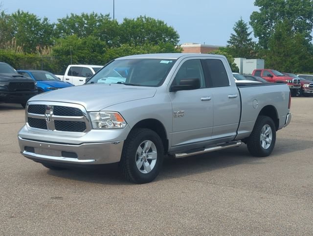 Used 2017 RAM 1500 Classic SLT AWD/4WD image 7