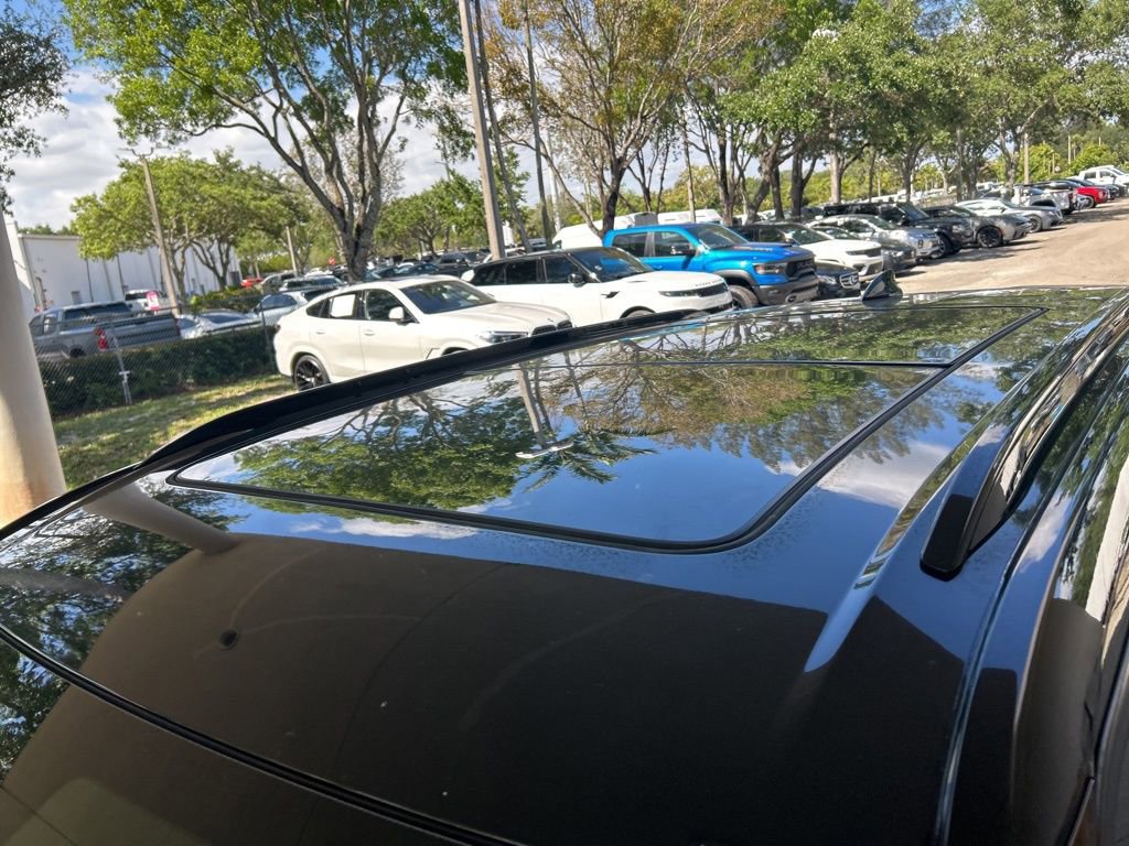 Used 2021 Chevrolet Blazer RS w/ Enhanced Convenience Package image 16