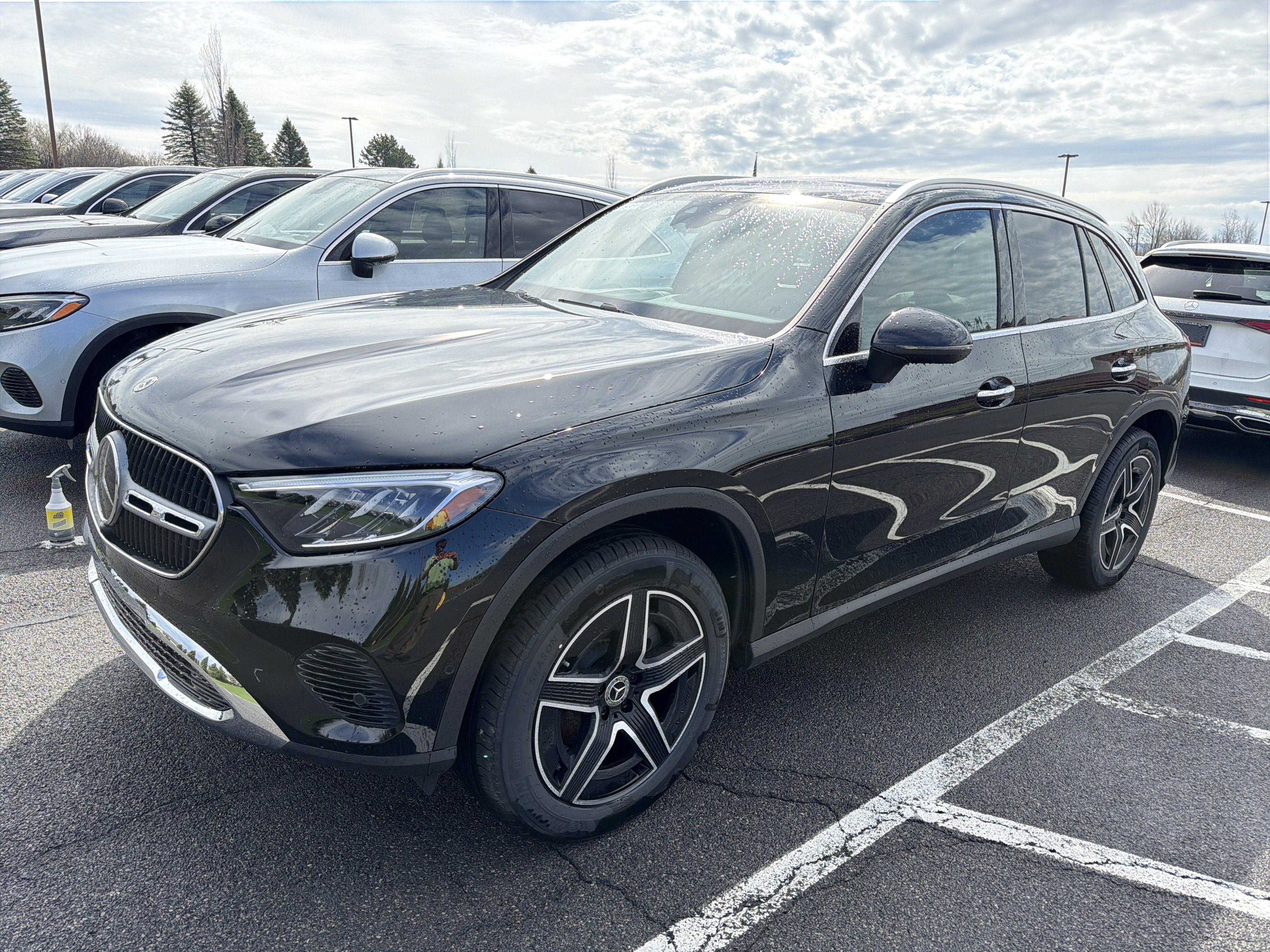 Used 2026 Mercedes-Benz GLC 300 4MATIC image 4