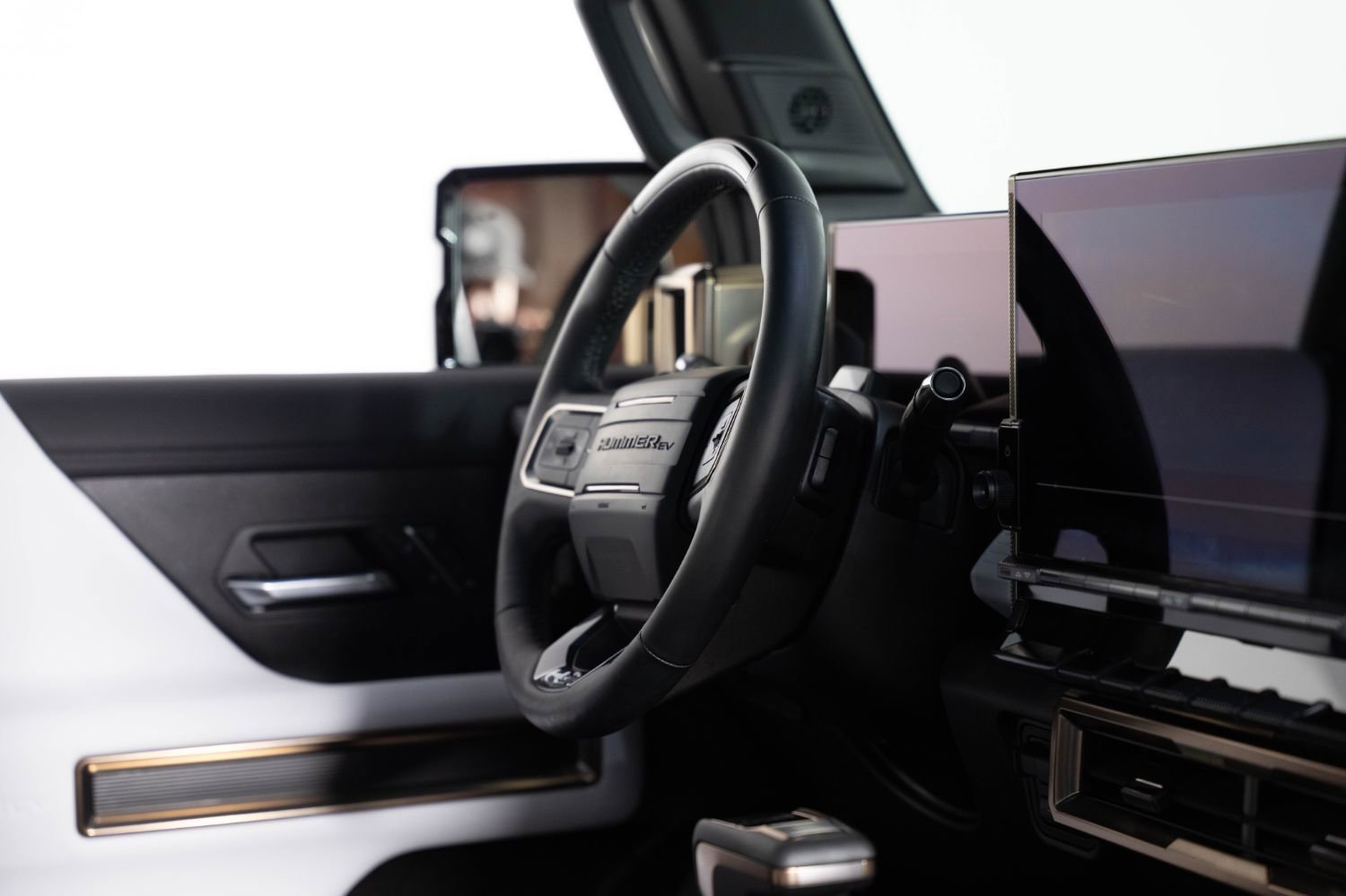 Used 2025 GMC Hummer EV 2X AWD/4WD image 24
