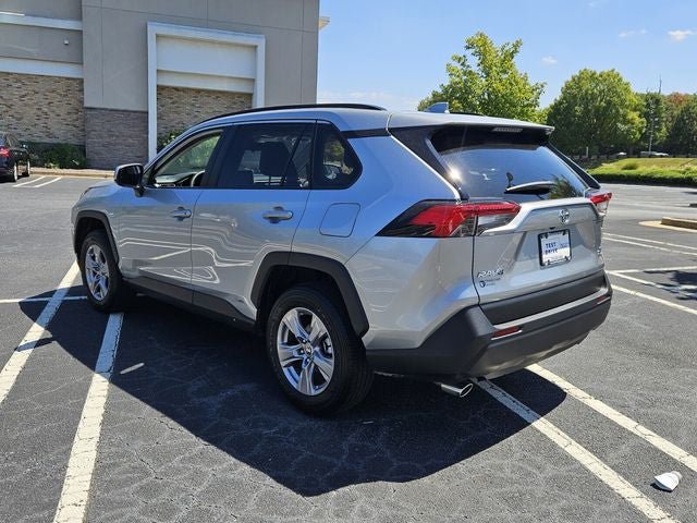 Used 2025 Toyota RAV4 XLE AWD/4WD image 6