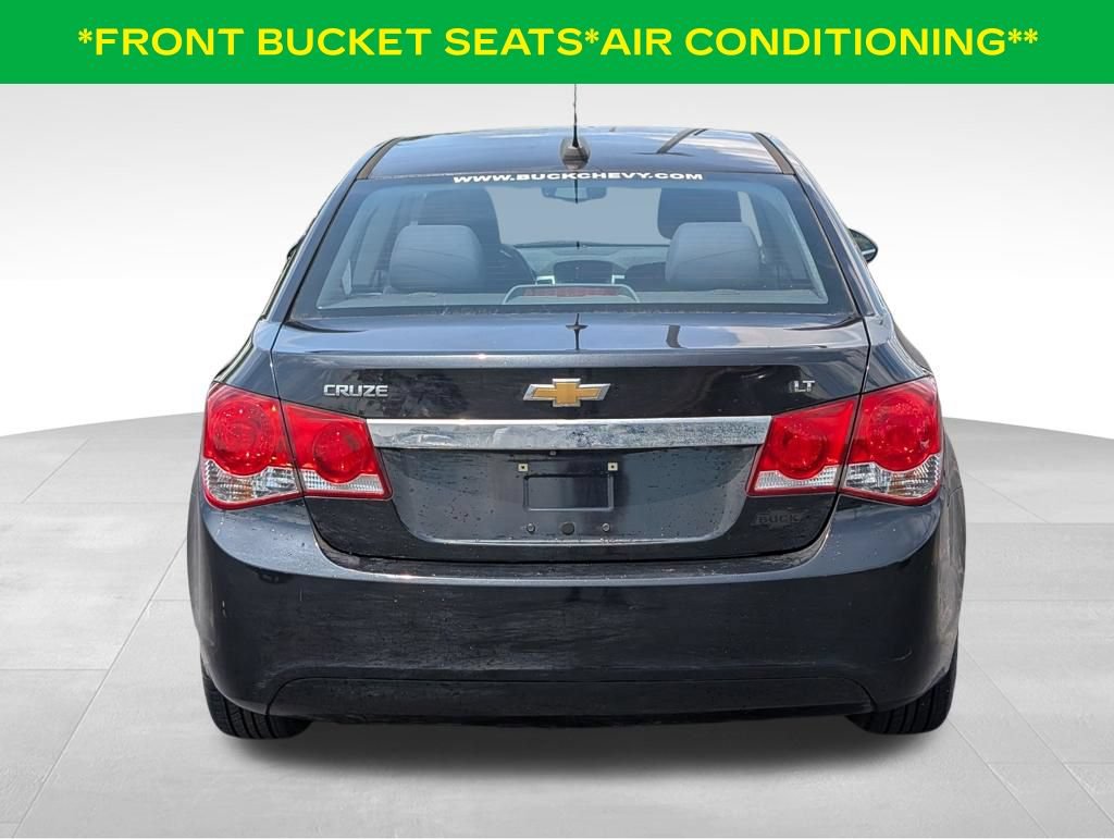 Used 2016 Chevrolet Cruze LT w/ Technology Package FWD image 7