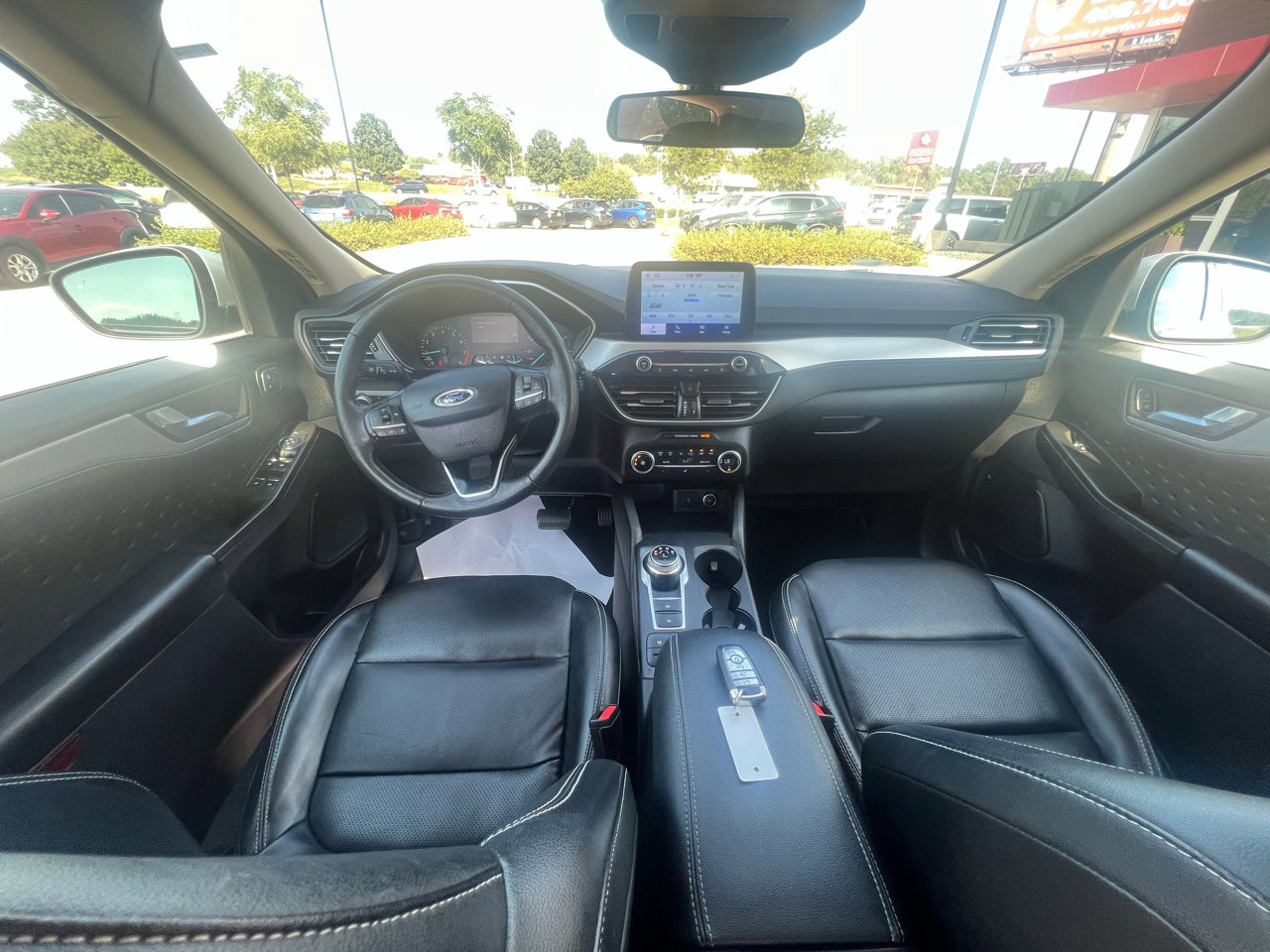 Used 2020 Ford Escape SEL image 10