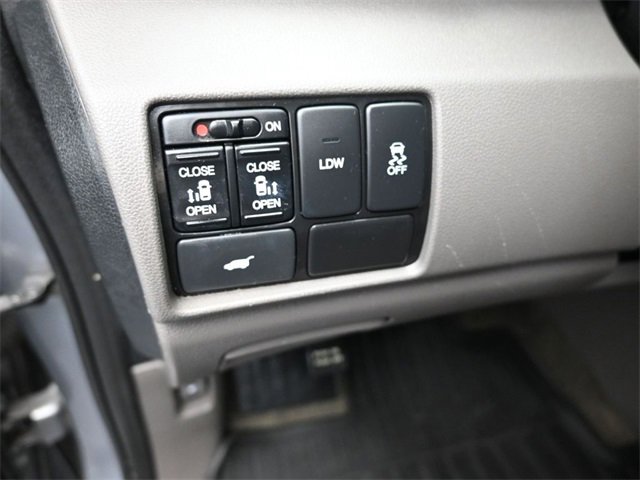 Used 2017 Honda Odyssey EX-L image 13