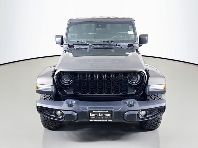 Used 2024 Jeep Gladiator Sport image 2
