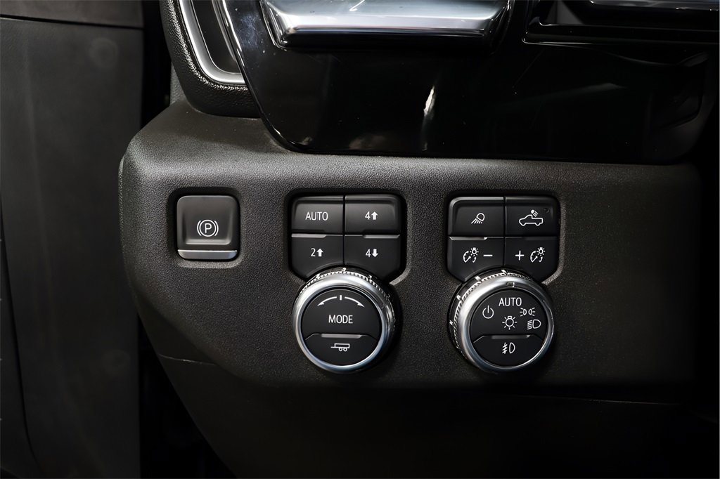 Used 2024 GMC Sierra 2500 SLT w/ SLT Convenience Package image 17