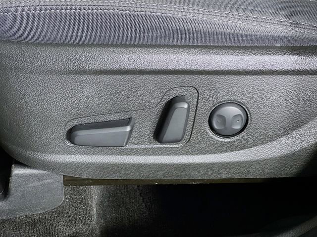 Used 2023 Hyundai Santa Fe SEL image 11
