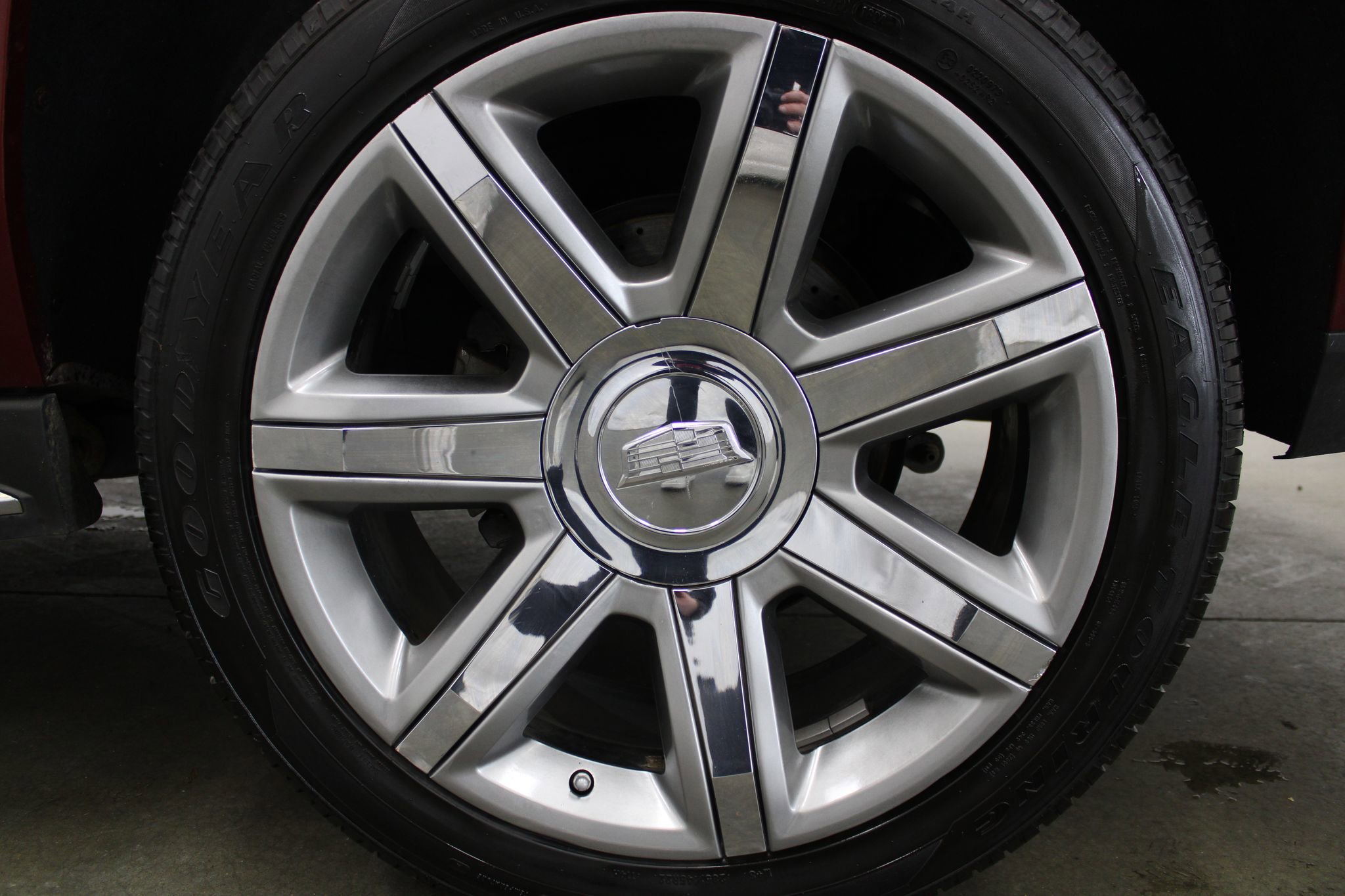 Used 2017 Cadillac Escalade ESV Luxury image 9