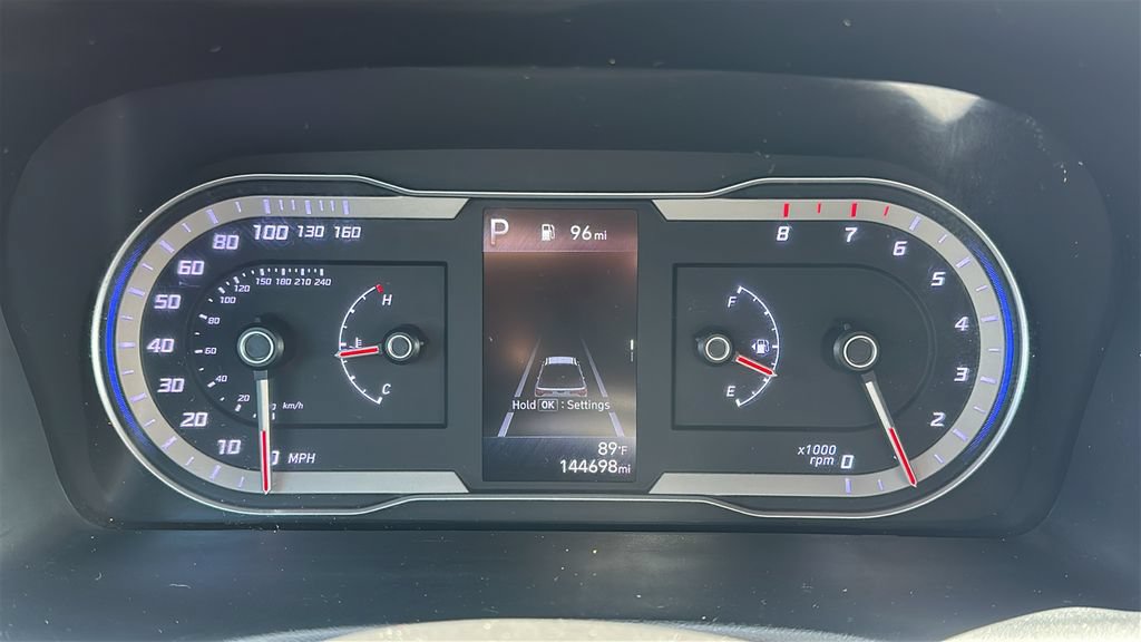 Used 2022 Hyundai Santa Cruz SE FWD image 2