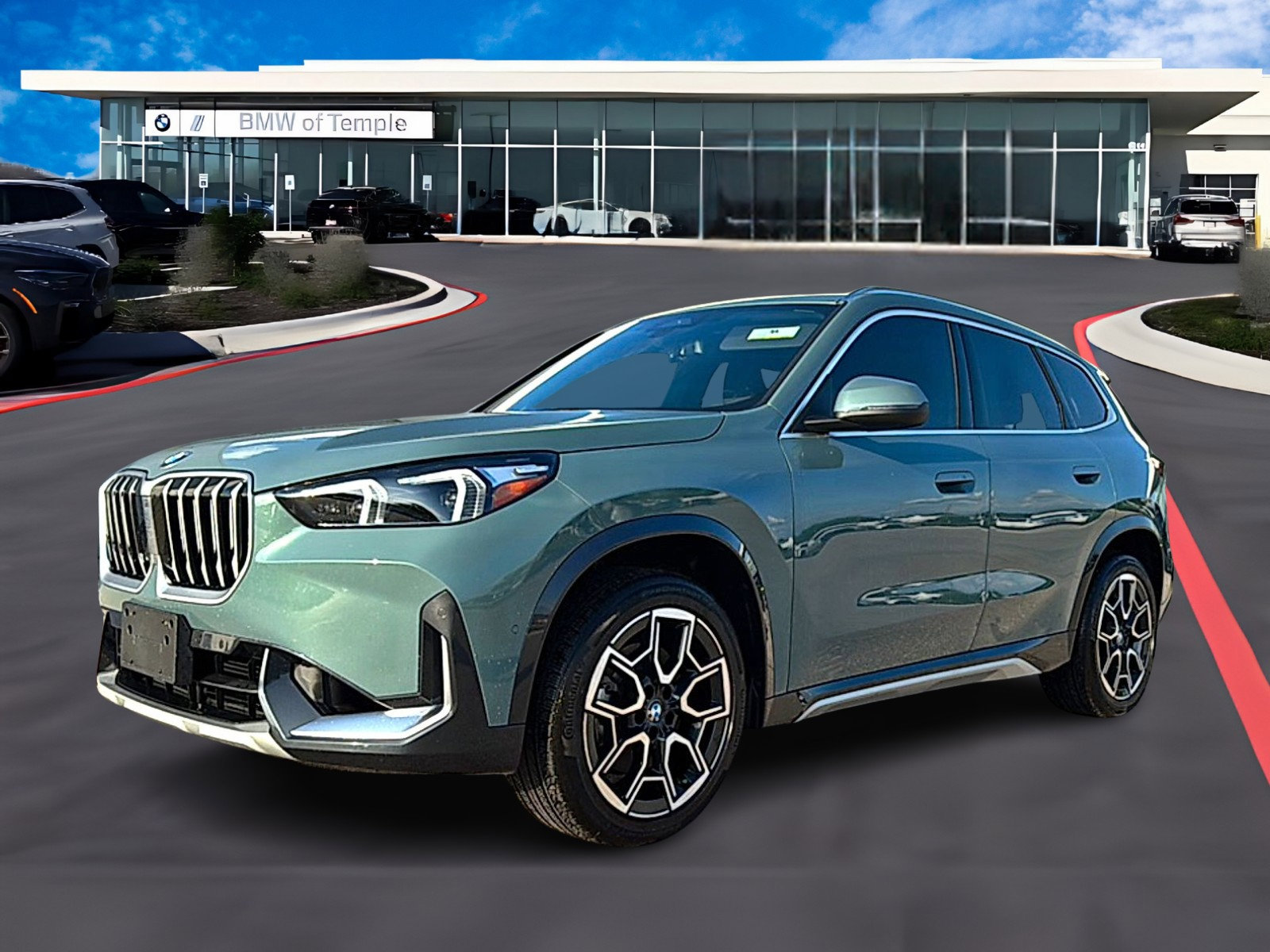 Used 2026 BMW X1 xDrive28i w/ Convenience Package image 1