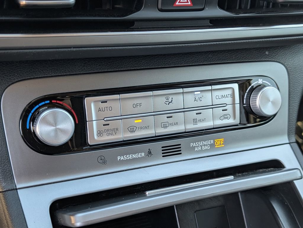 Used 2023 Hyundai Kona SE w/ Cargo Package image 27