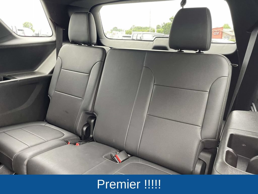 Used 2023 Chevrolet Traverse Premier AWD/4WD image 20