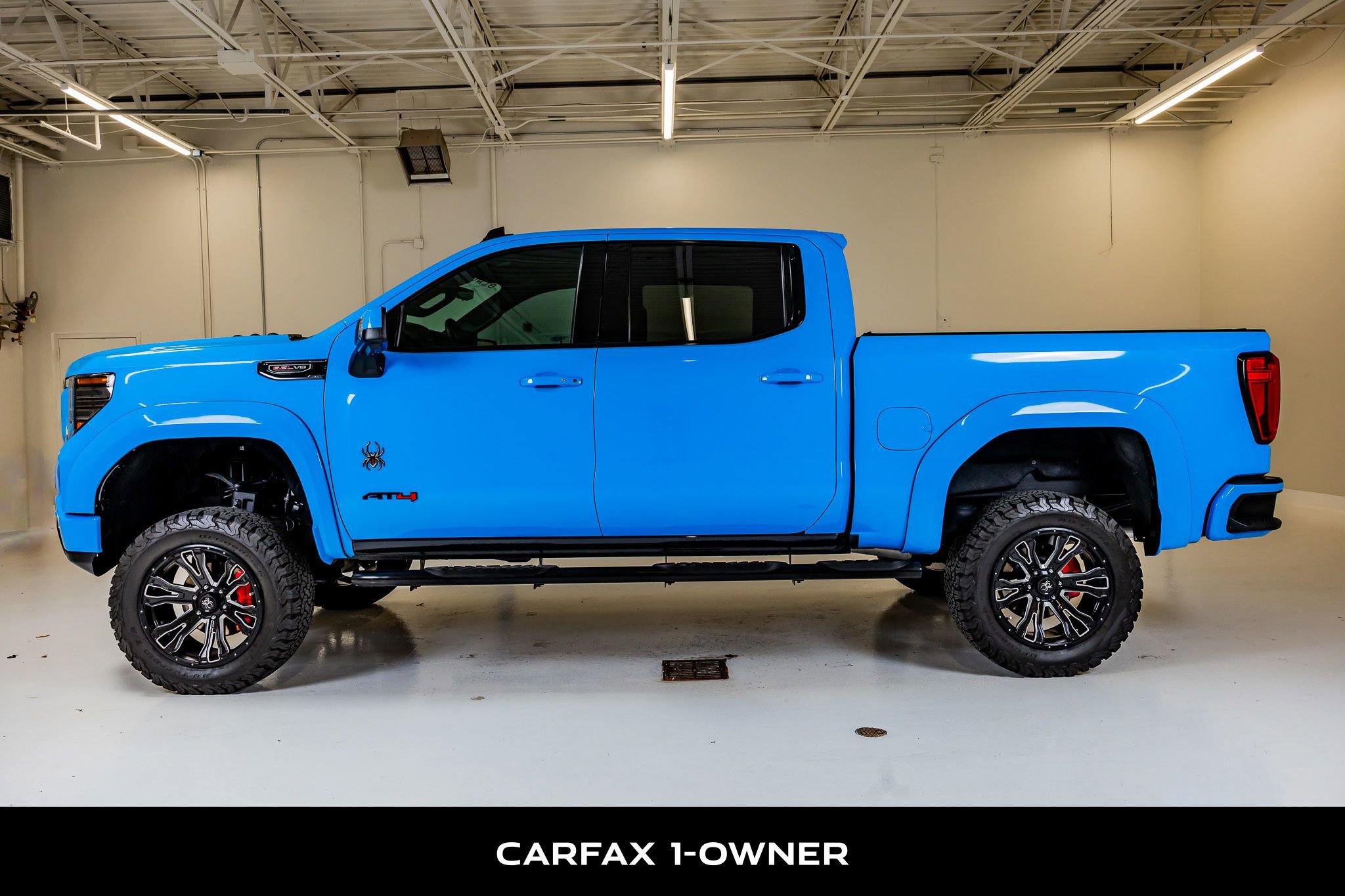 Used 2023 GMC Sierra 1500 AT4 w/ AT4 Premium Package AWD/4WD image 5