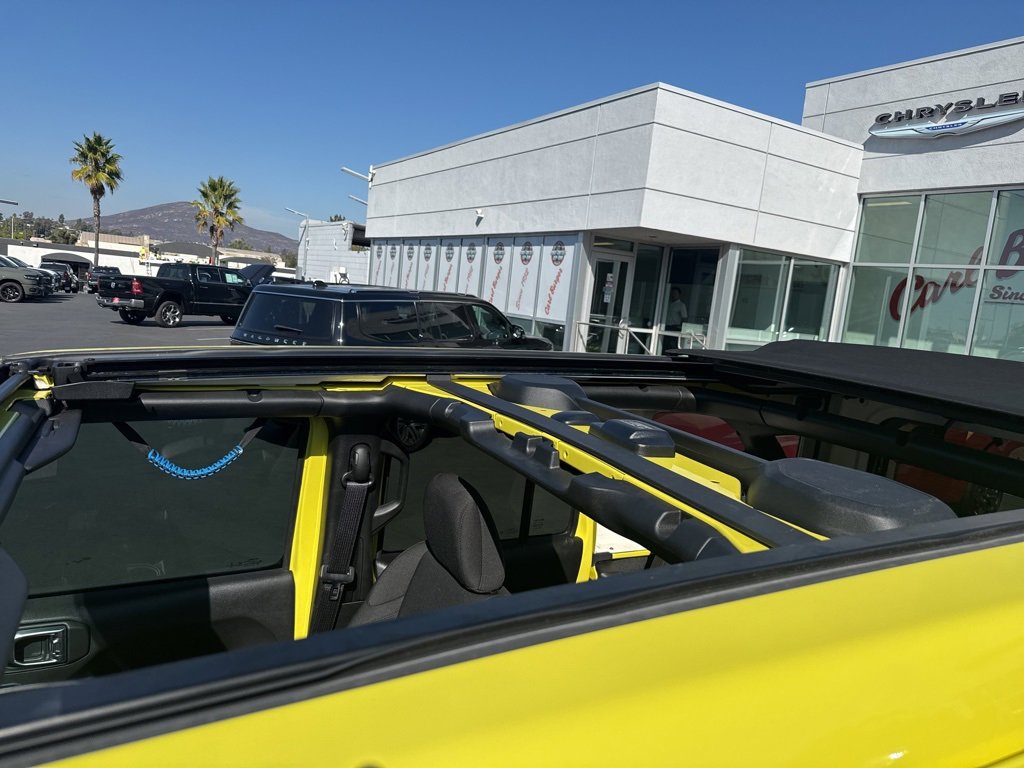 Used 2023 Jeep Wrangler Willys 4xe w/ Sun & Screen Package image 19