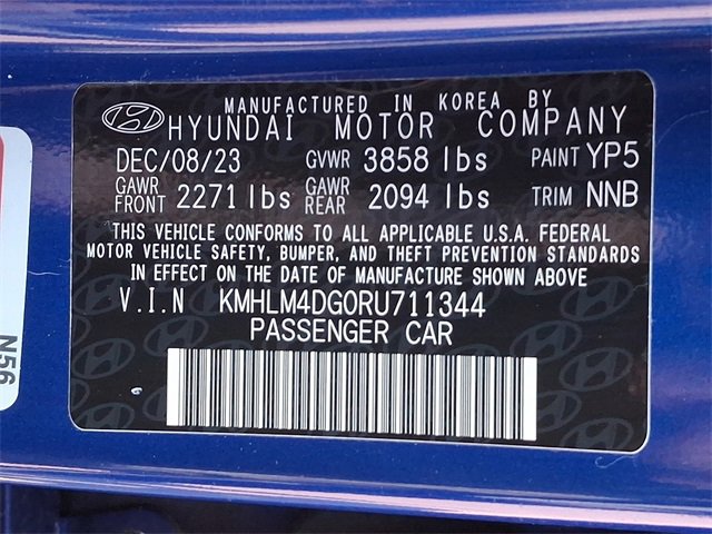 Used 2024 Hyundai Elantra SEL image 28