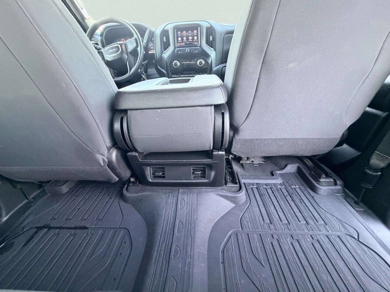 Used 2021 GMC Sierra 3500 4x4 Crew Cab w/ Convenience Package image 26