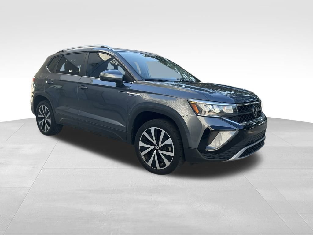 Used 2023 Volkswagen Taos SE image 7