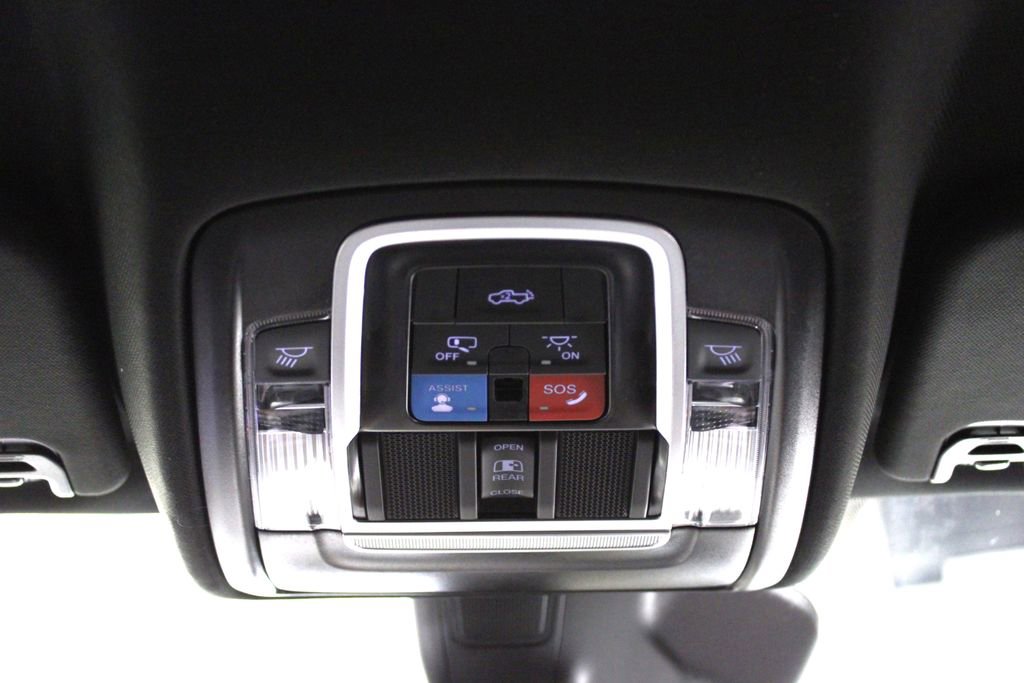 New 2026 RAM 1500 4x4 Crew Cab image 24