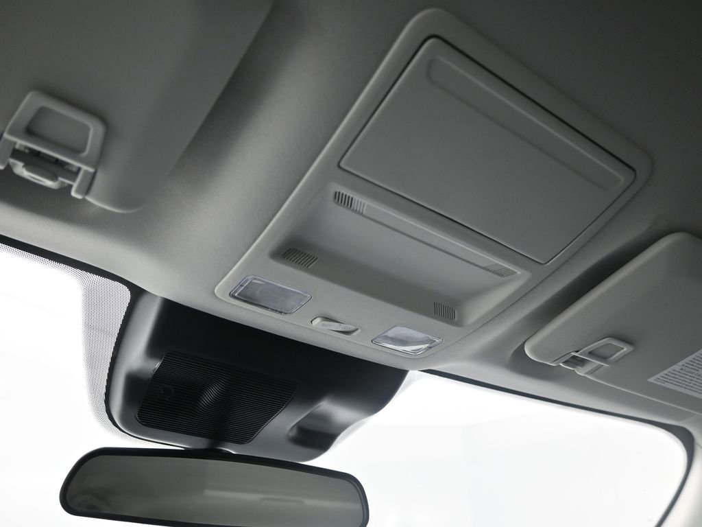 Used 2024 Ford Maverick XL image 19