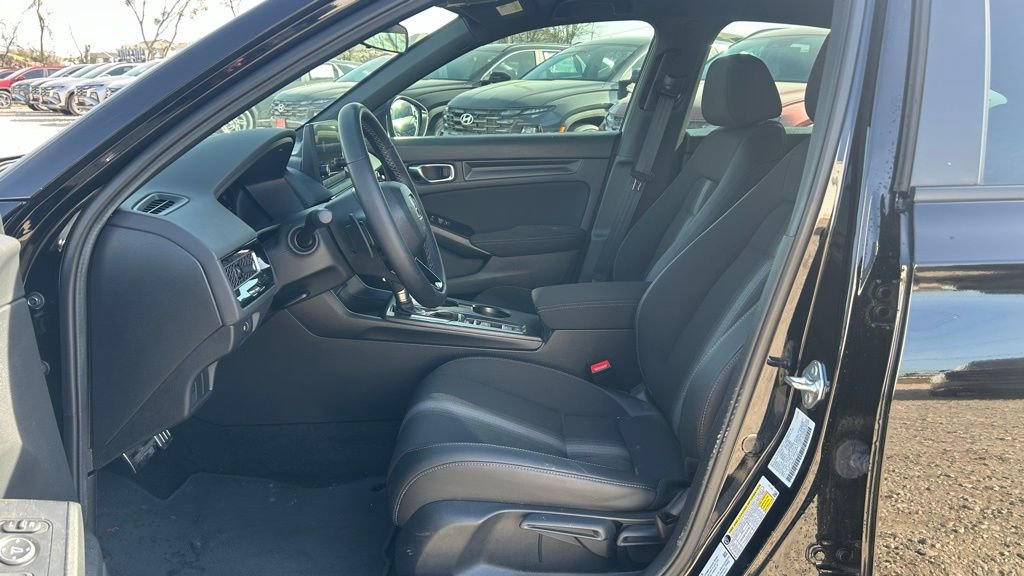 Used 2025 Honda Civic Sport image 19