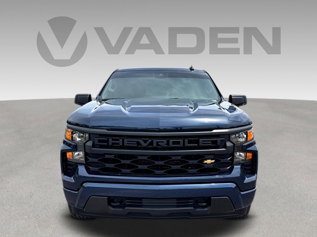 Certified 2022 Chevrolet Silverado 1500 Custom AWD/4WD image 2