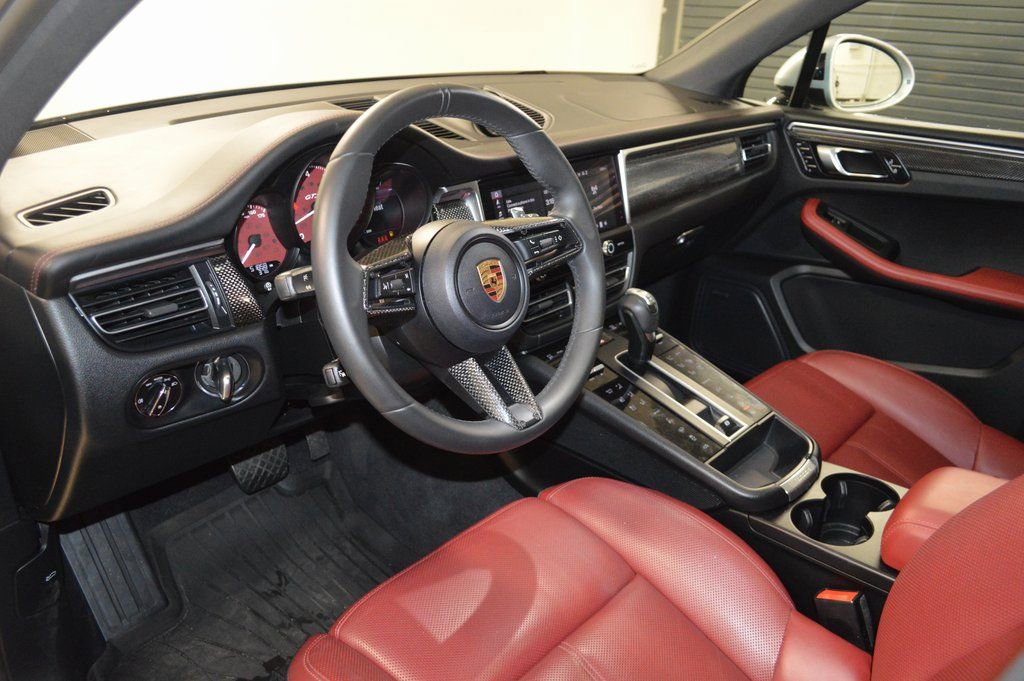 Certified 2023 Porsche Macan GTS AWD/4WD image 4