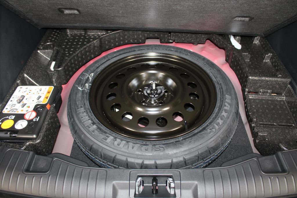 New 2026 Ford Escape Active FWD image 16
