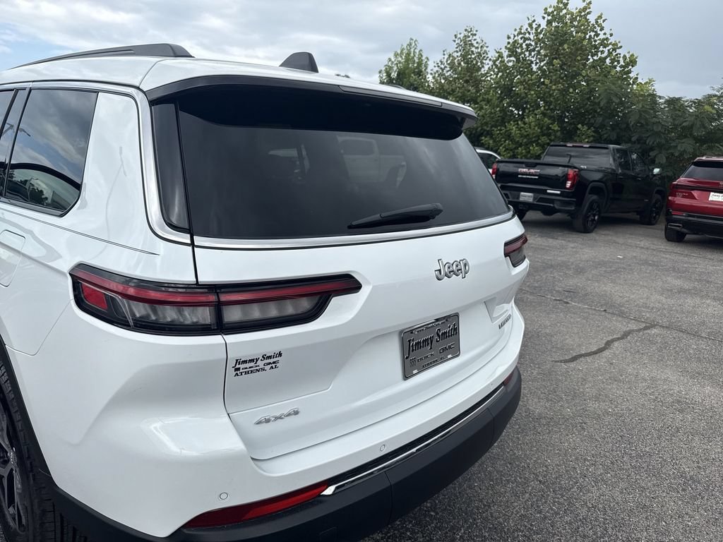 Used 2025 Jeep Grand Cherokee L Limited w/ Trailer Tow Package AWD/4WD image 33