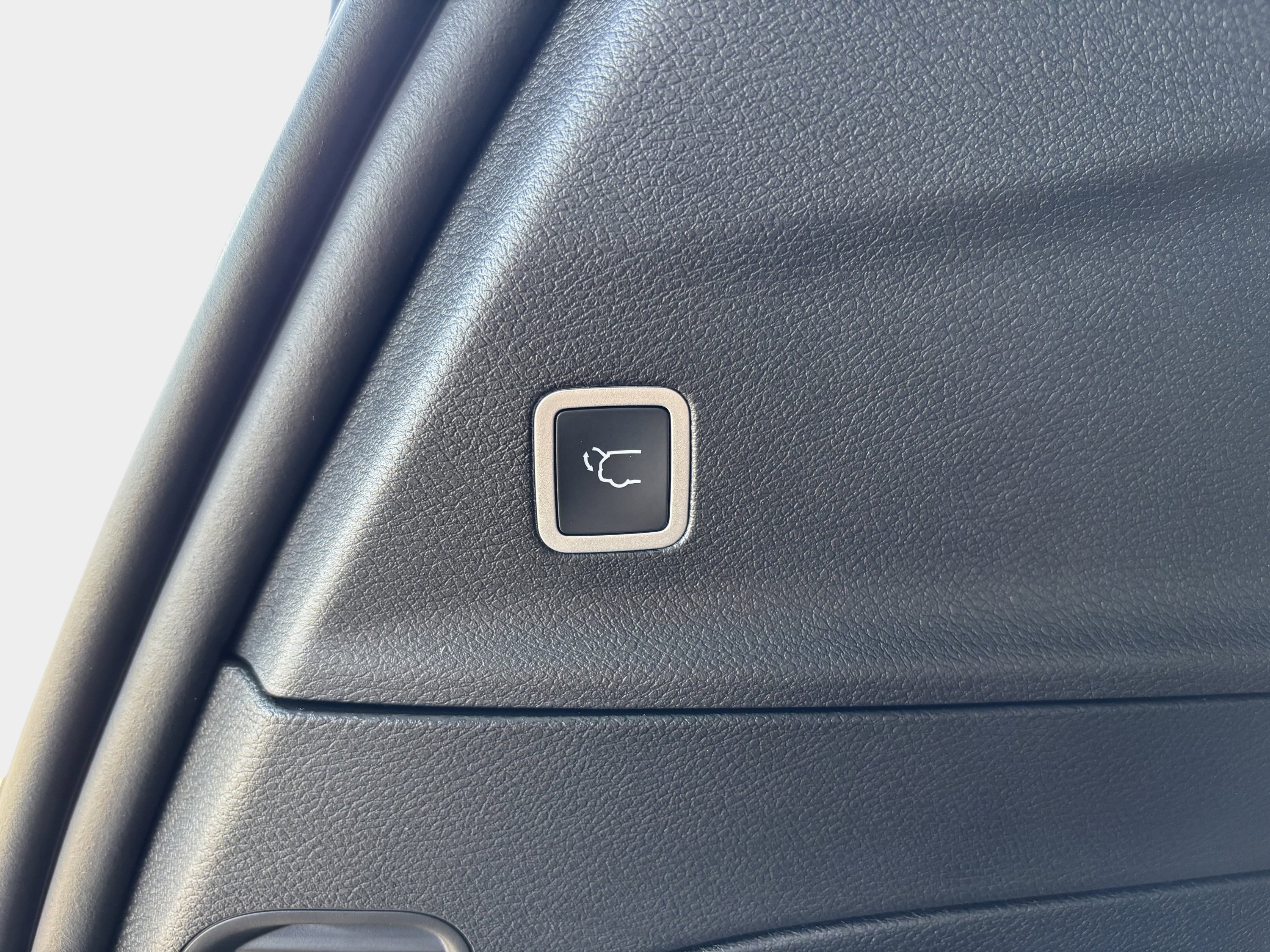 New 2026 Chrysler Pacifica Select image 12