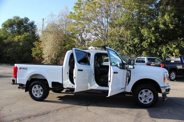 Used 2025 Ford F250 XLT w/ FX4 Off-Road Package AWD/4WD image 19