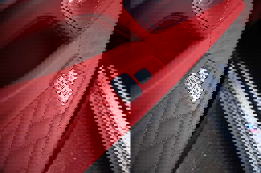 Used 2021 BMW 750i xDrive w/ Executive Package image 25