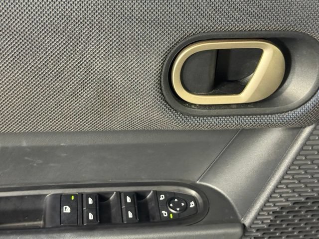 Used 2025 MINI Cooper S FWD image 15