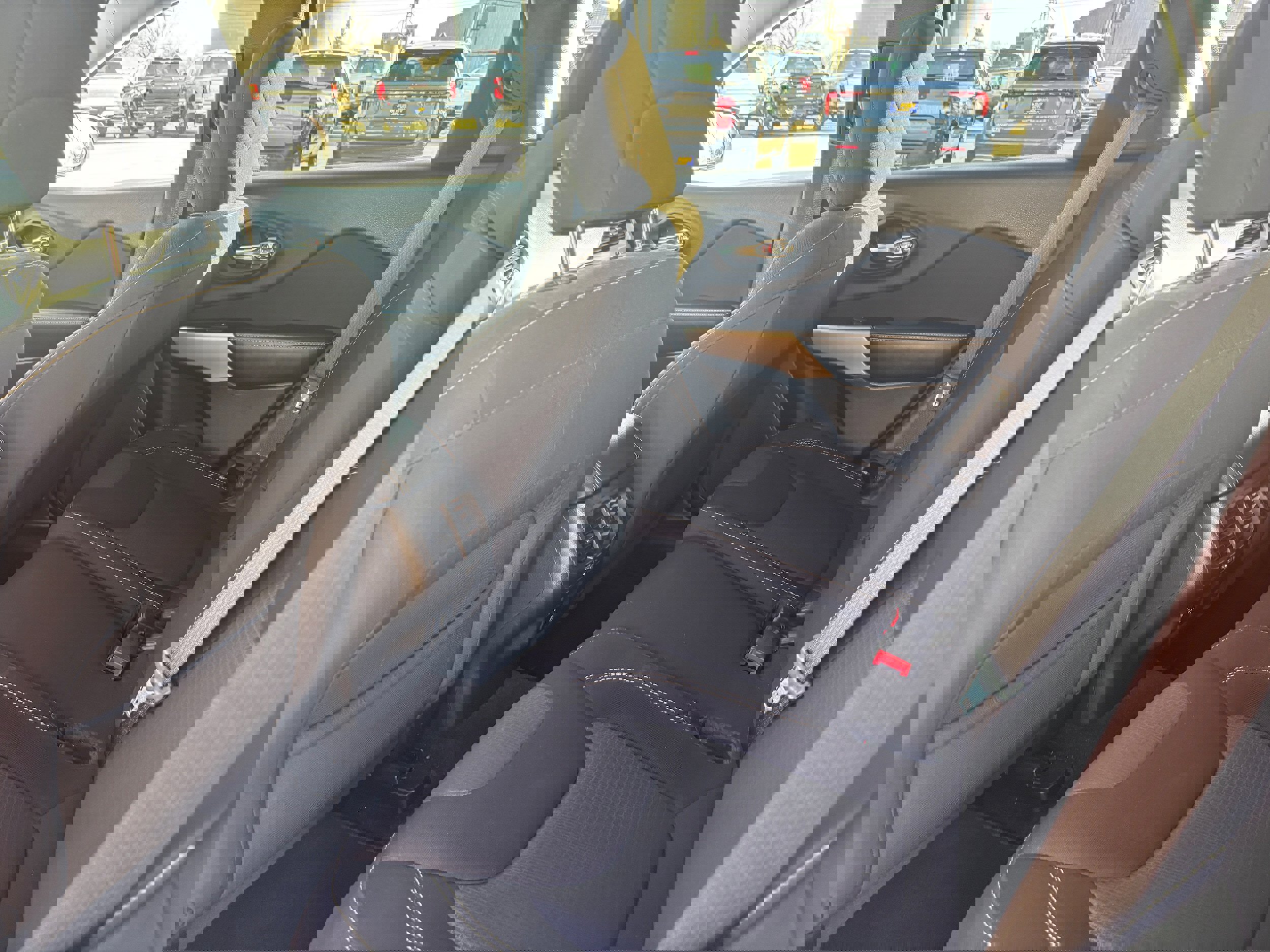 Used 2017 Jeep Cherokee Latitude image 11