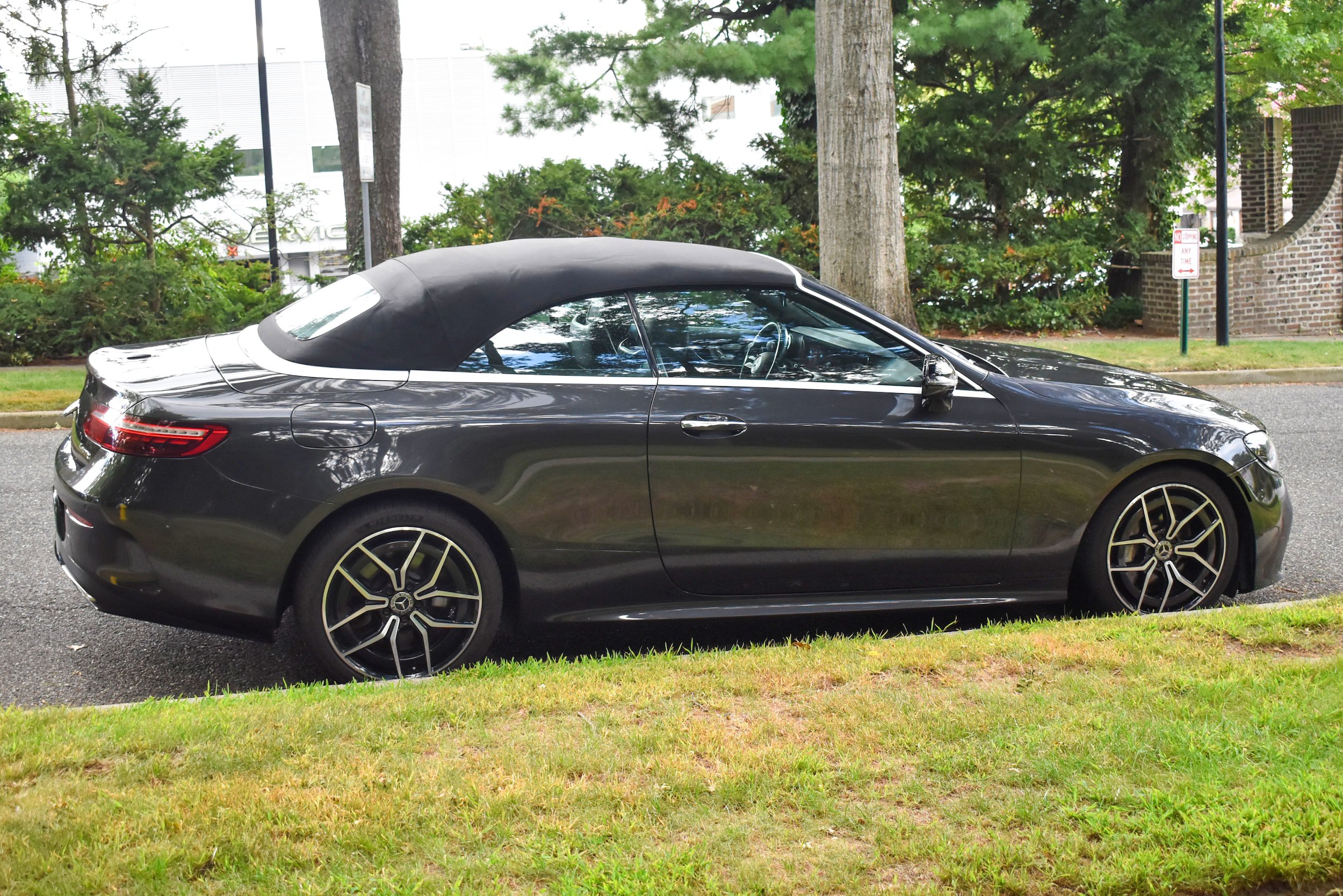 Used 2021 Mercedes-Benz E 450 4MATIC Cabriolet w/ AMG Line image 8