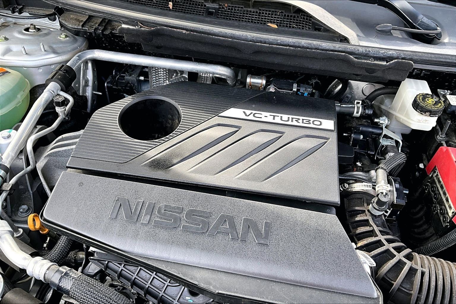 Used 2023 Nissan Rogue SV image 34