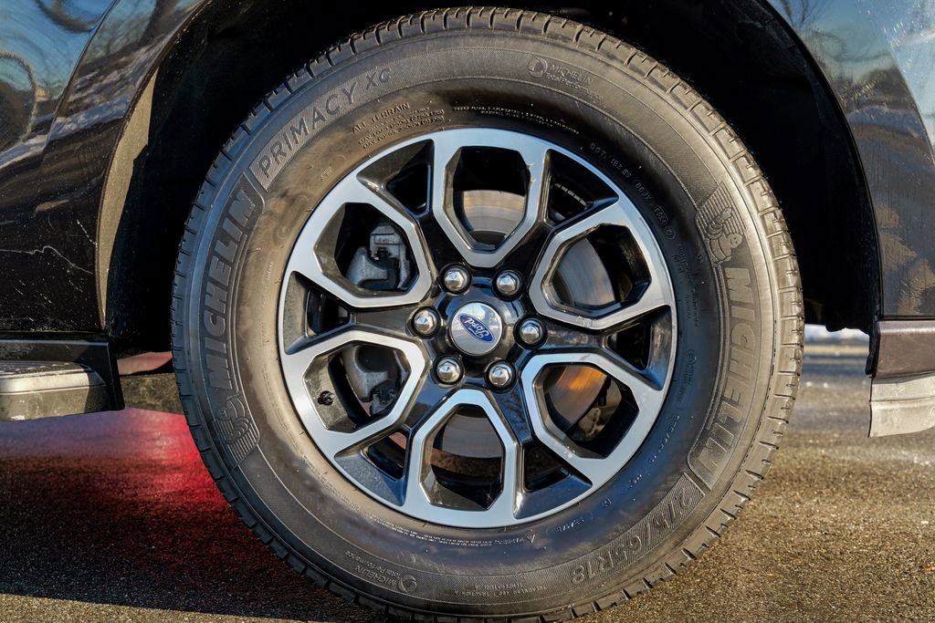 Used 2024 Ford Expedition XLT image 12