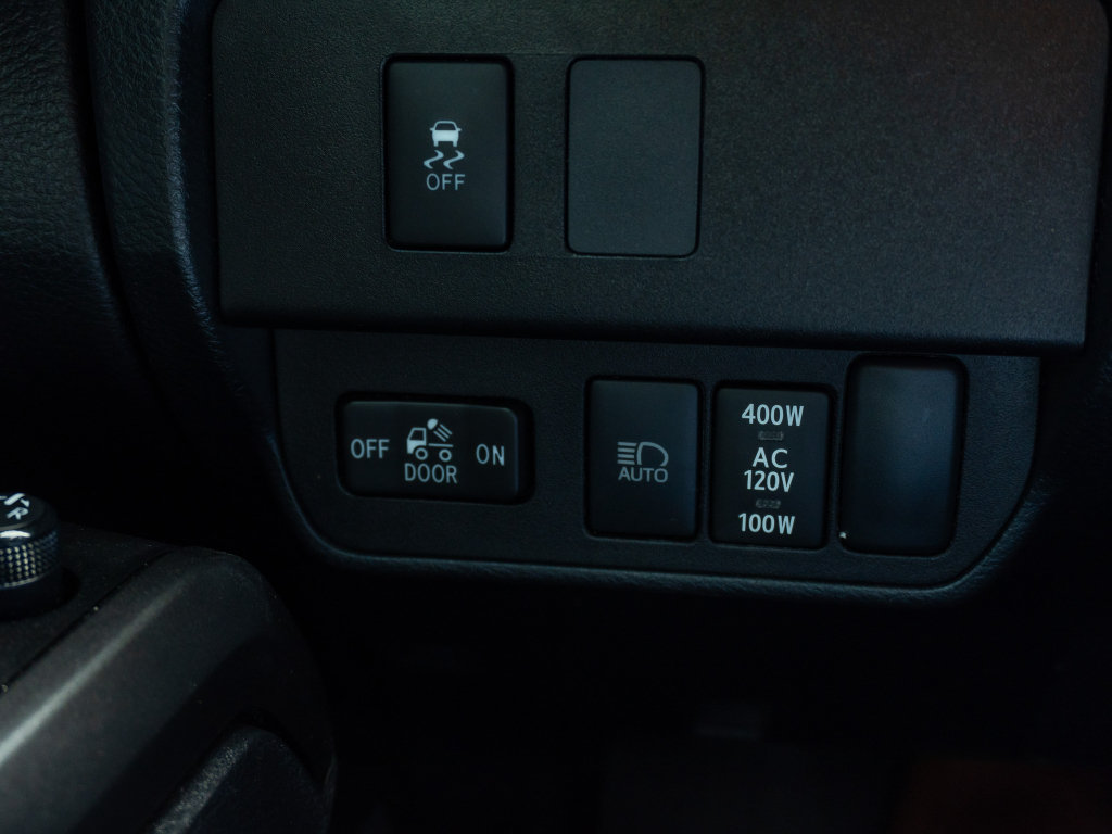 Used 2020 Toyota Tacoma TRD Sport w/ Technology Package RWD image 26