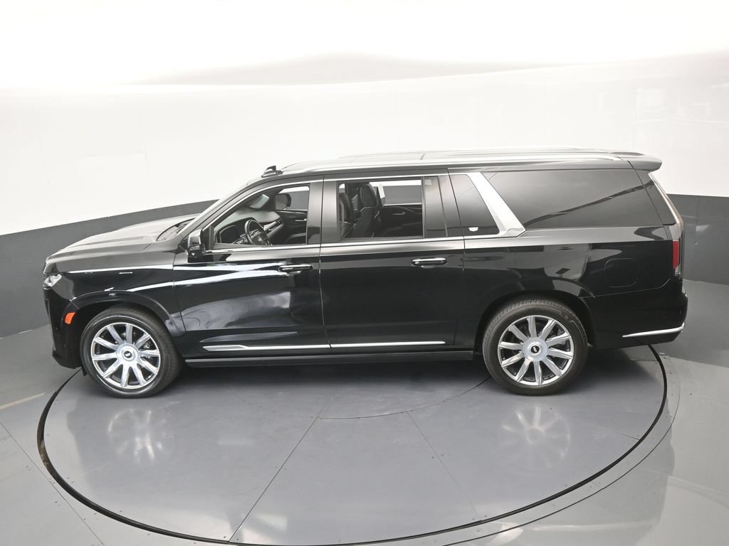 Used 2024 Cadillac Escalade ESV Premium Luxury Platinum AWD/4WD image 59