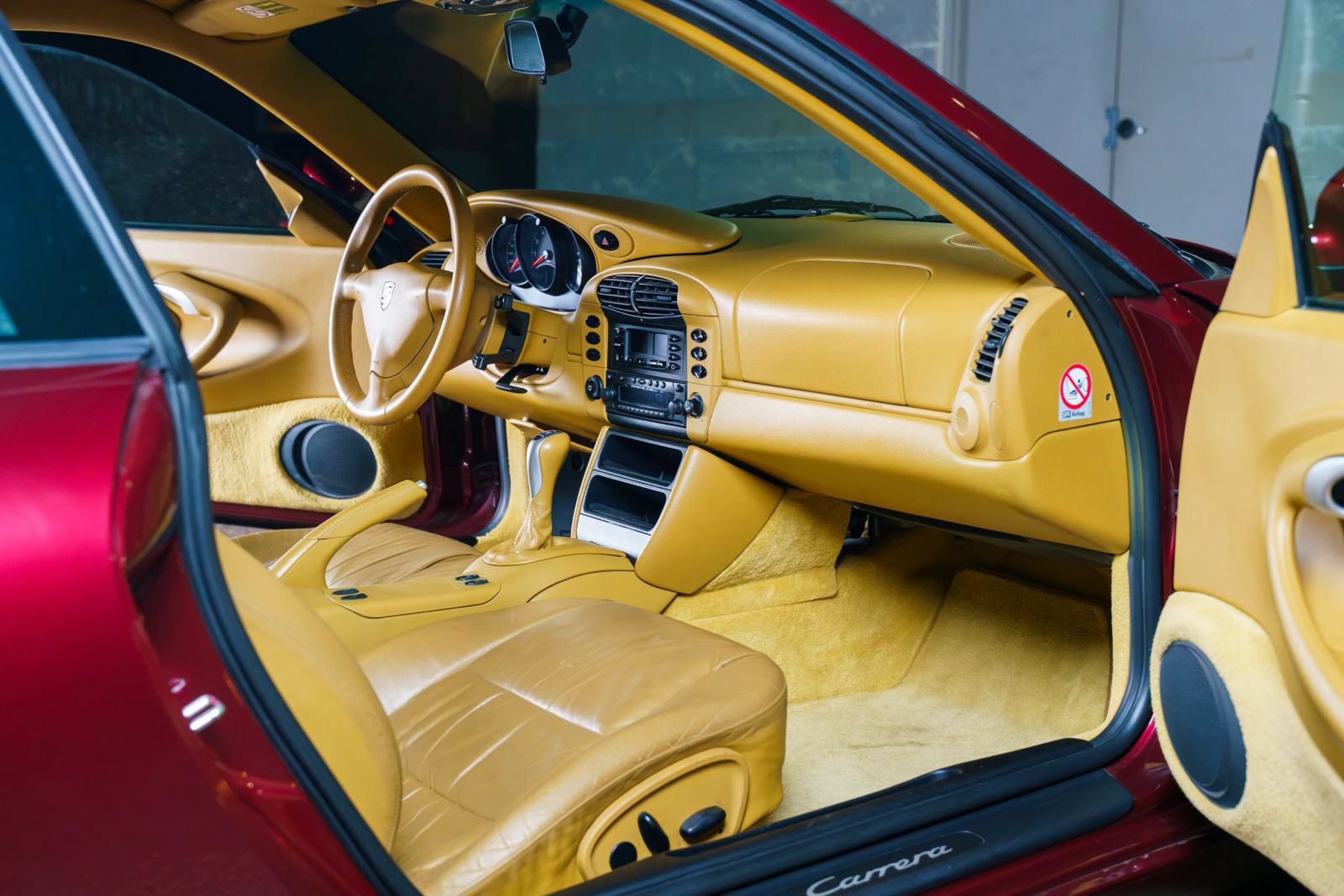 Used 2000 Porsche 911 Carrera image 17