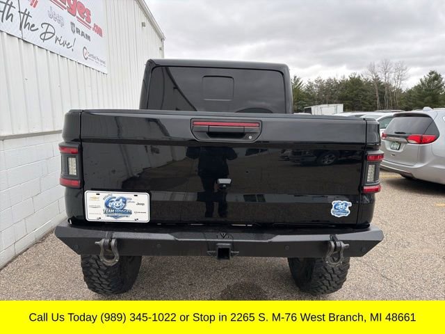 Used 2023 Jeep Gladiator Mojave w/ Cold Weather Group image 10