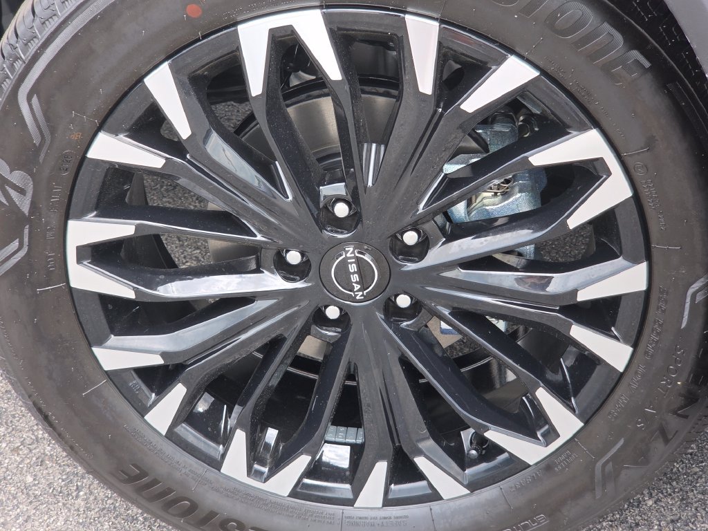 New 2026 Nissan Rogue Dark Armor AWD/4WD image 10