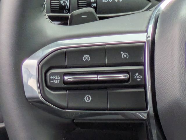 Certified 2025 GMC Acadia Elevation w/ Elevation Premium Package image 19