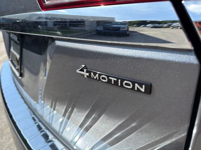 Used 2023 Volkswagen Atlas SE w/ Black Wheel Package AWD/4WD image 14