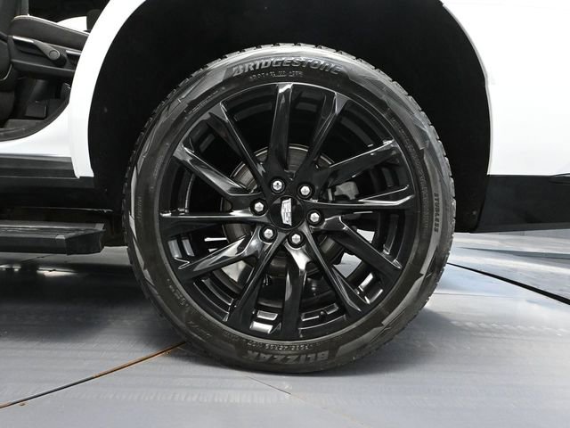 Used 2024 Cadillac Escalade Sport w/ LPO, ONYX Package image 16