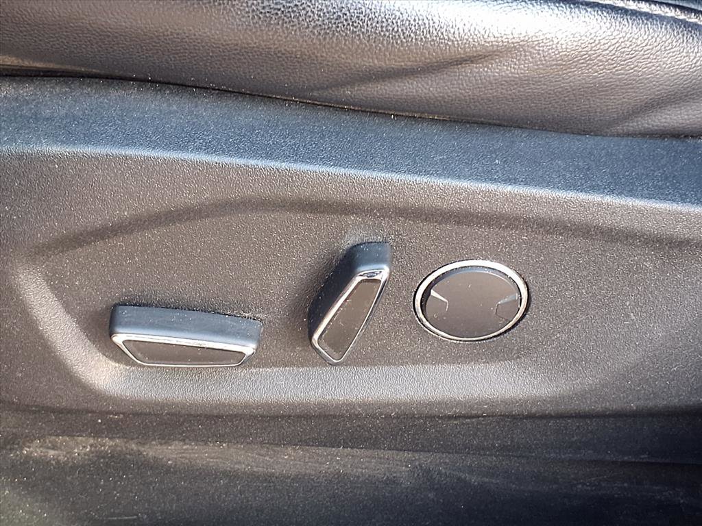 Used 2019 Ford Edge SEL w/ Equipment Group 201A image 4