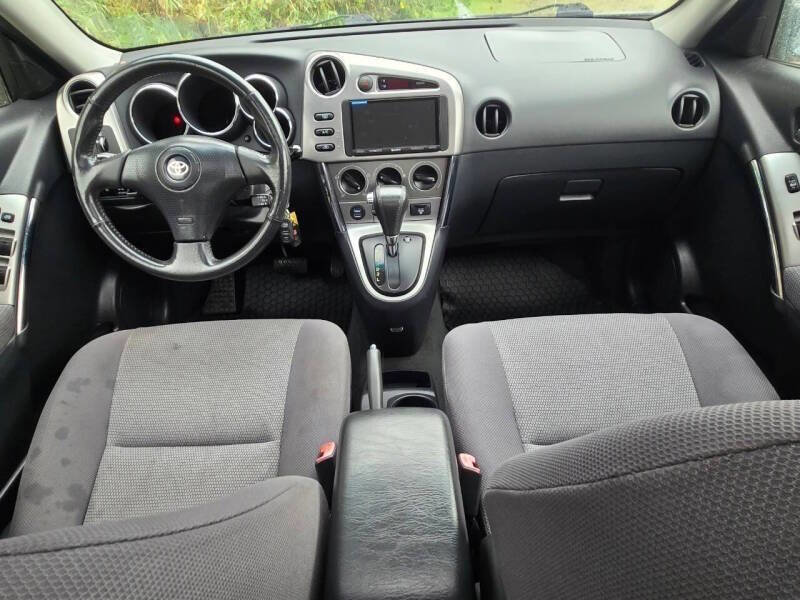 Used 2006 Toyota Matrix XR AWD/4WD image 15