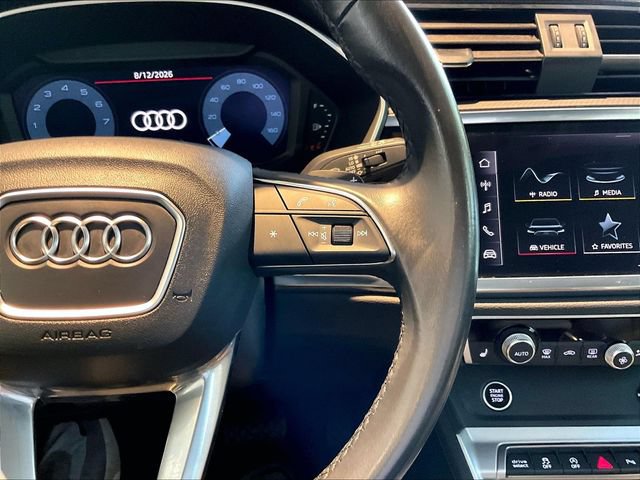Used 2023 Audi Q3 2.0T Premium w/ Convenience Package AWD/4WD image 16